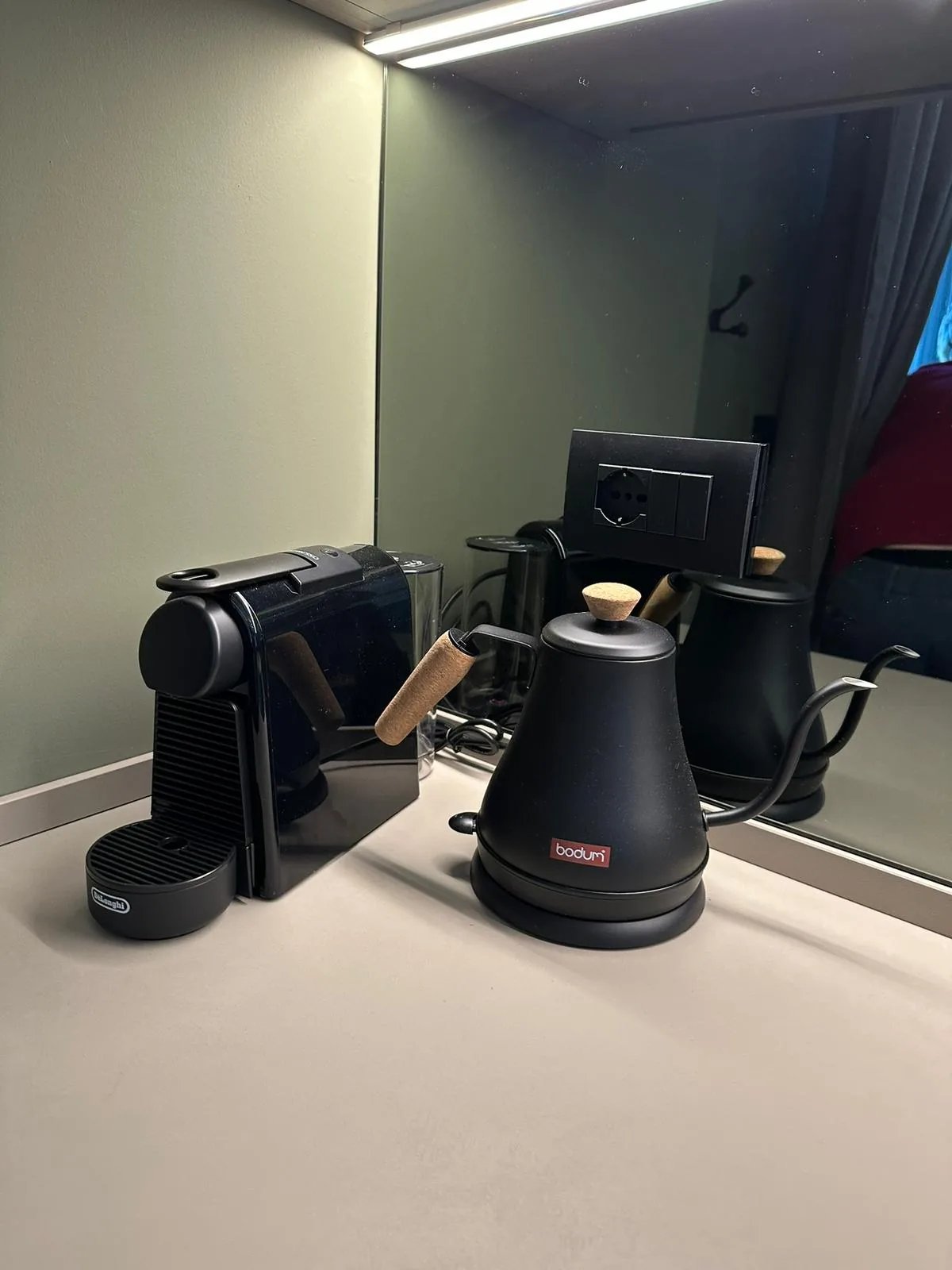 Panoramic Suite Green — image 8