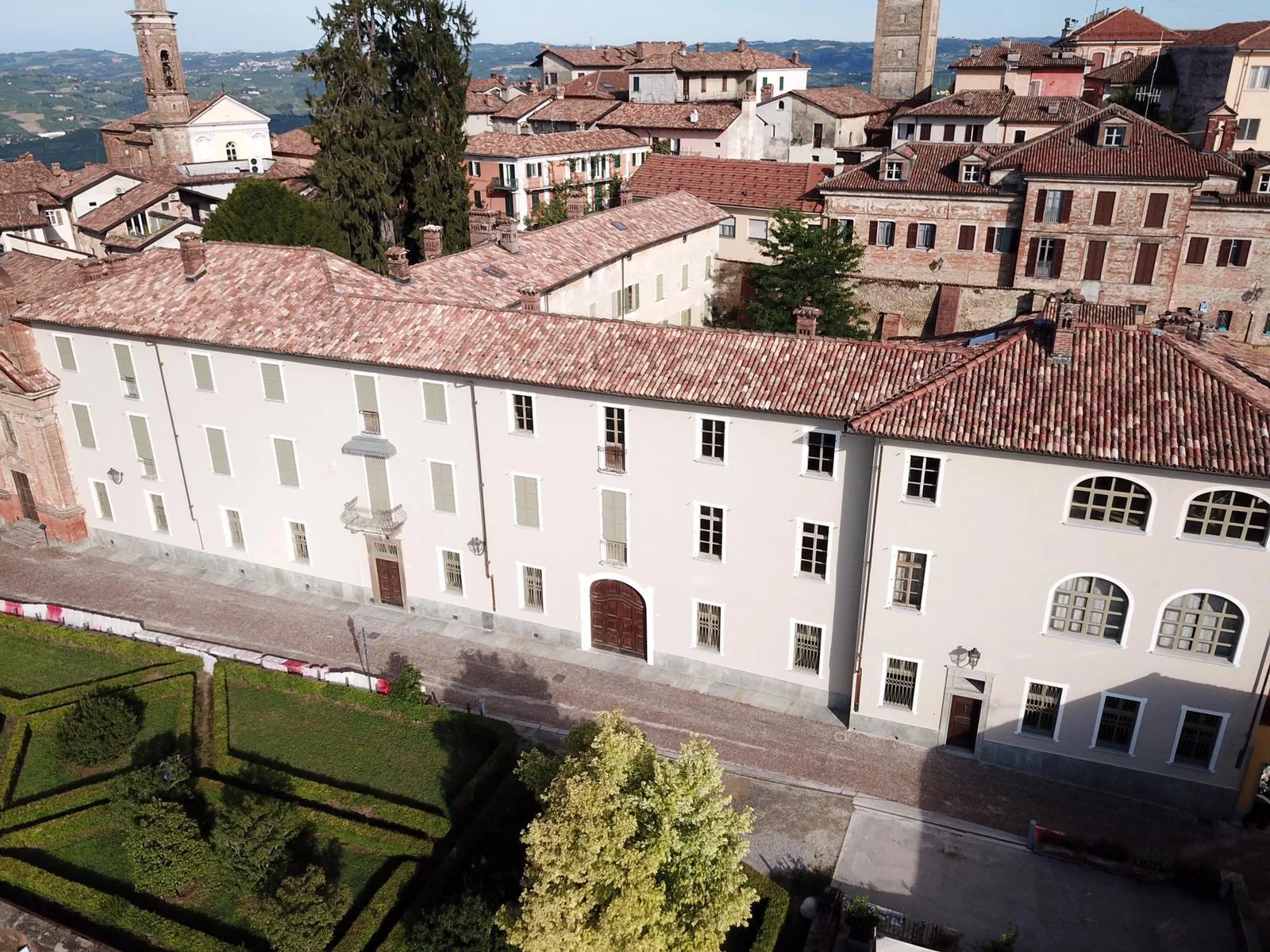 Palazzo Falletti — image 2